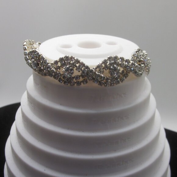 Adjustable Bling Rhinestone Bracelet - Picture 2 of 3